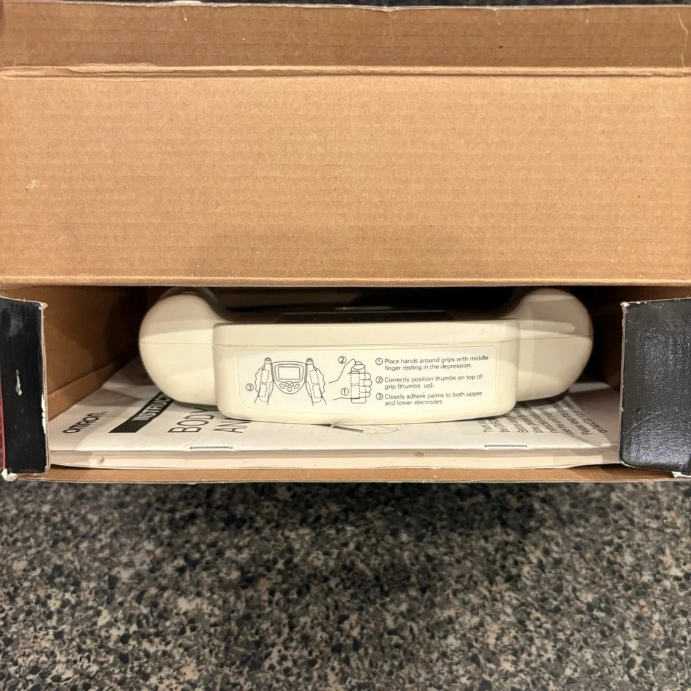 Omron HBF-306BL Body Logic Handheld Body Fat Analyzer & Manual & Fitness Guide